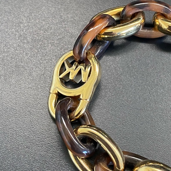 Michael Kors chunky toggle bracelet - Picture 3 of 7